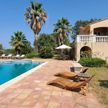 Apartmán Charming With Pool, Sea And Mountain Views *