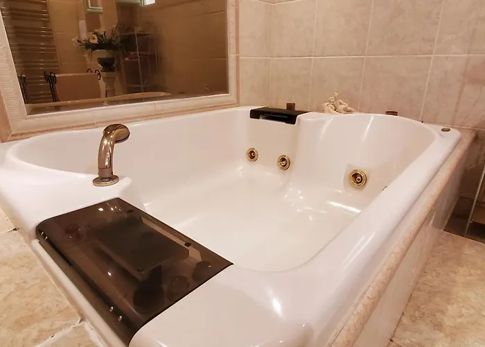Apartament Charming With Pool, Sea And Mountain Views *